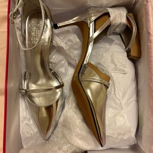 Vince Camuto Shoes NWOT